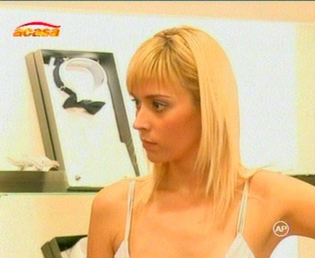 e913e757 - Diana Dumitrescu In Razboiul Sexelor