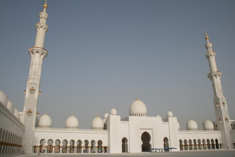  - UAE - Abu Dhabi Mosque