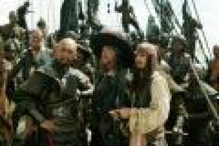 Pirates-of-the-Caribbean-At-World-s-End-1175347470 - Piratii din Caraibe