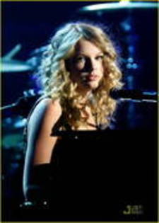 TKFACPKDIOKRKCJCUXH - Taylor Swift