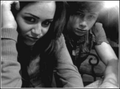 mileyandnick6[1] - album pt roxymegafanmiley