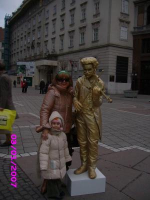 Miruna cu d.na Mihaela 1 - Viena 1-6 ian 2007