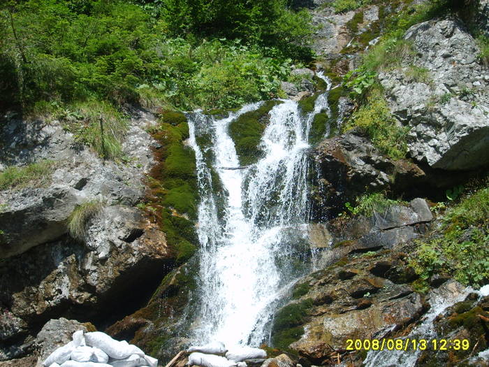 S5001153 - cascade din excursie