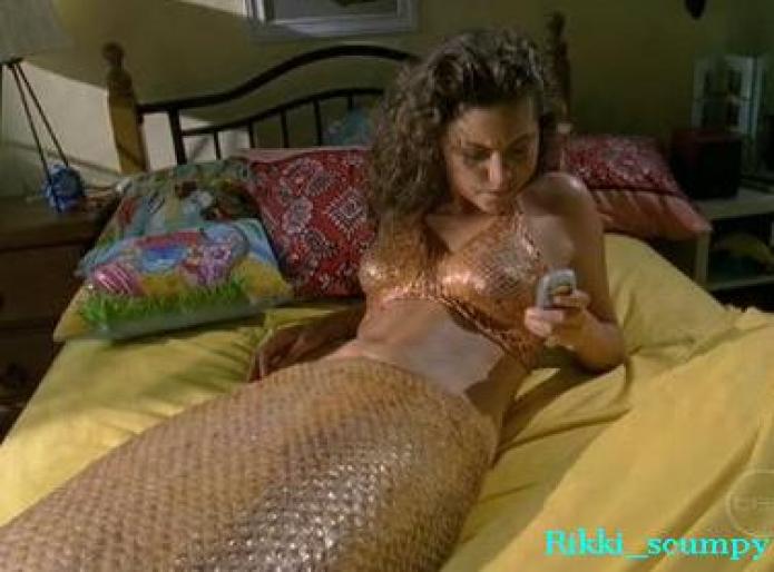 CLEO SUNA PE CINEVA - pheobe tonkin