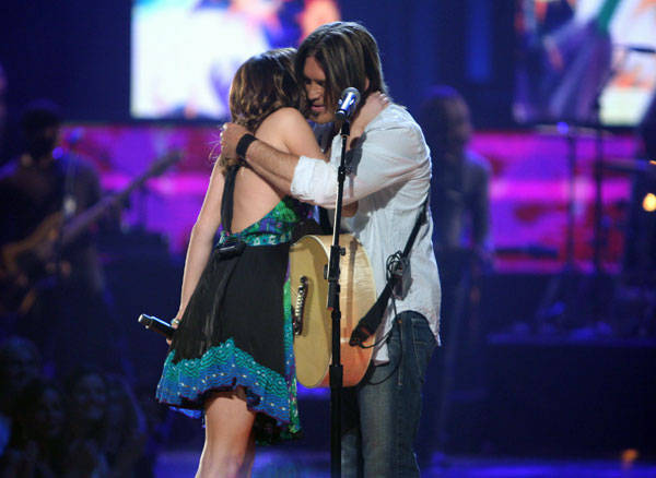 TCSGTJEXBLZEWOSGQFT - miley-hannah