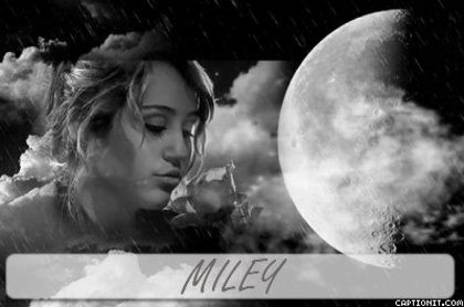 captionit9110623524D32 - miley0poze modificate de mine