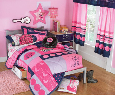 hannah-montana-bedroom