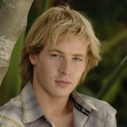 lewis - Angus MCLaren-Lewis