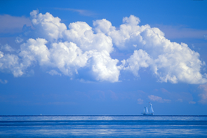 blue%20sky%20sailboat