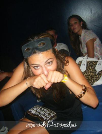 phoebe_tonkin_28 - Cleo_phoebe in realitate