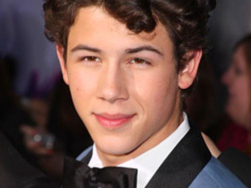 Nick_Jonas_1239994551_4