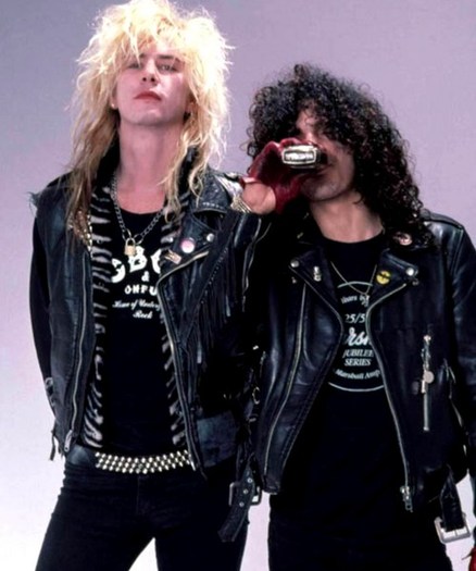 duff_n_slashlargemsg118531327049[1] - Duff McKagan