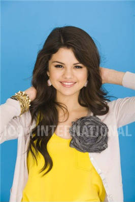 071 - Selena Gomez sedinta foto 1