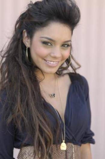 QJPSPRXNUMKKTLKOAHQ[1] - vanessa hudgens