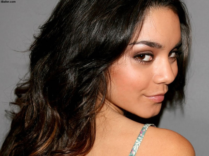 hudgens5_800x600_jpg