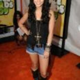 Vanessa_Hudgens_1244043068_4 - cine vrea id ale vedetelor