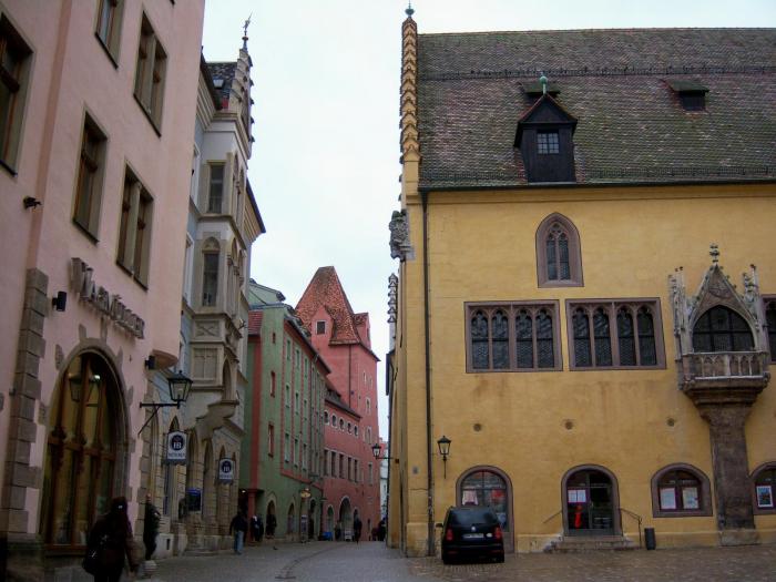 Regensburg- Strada - Regensburg