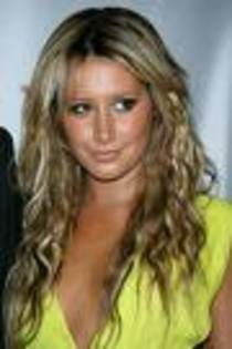  - Ashley Tisdale la ALMA Awards