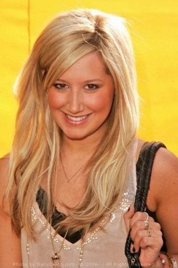 3296_m63176838 - ashley tisdale