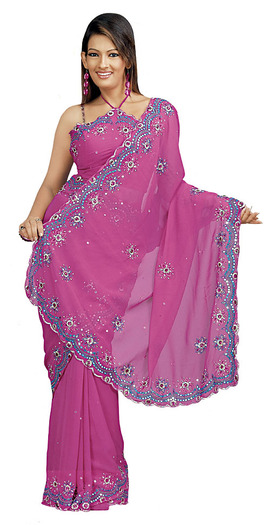 Images%5CER127%5CER127c - Saree-uri pe care le poarta indiencele si accesorii