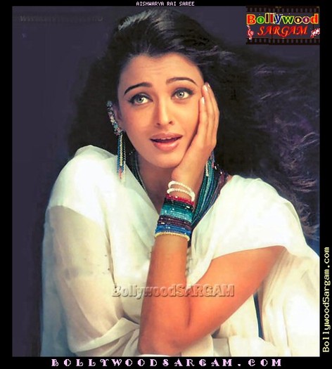 Aishwarya_Rai_Saree_BollywoodSargam_interview_758u767