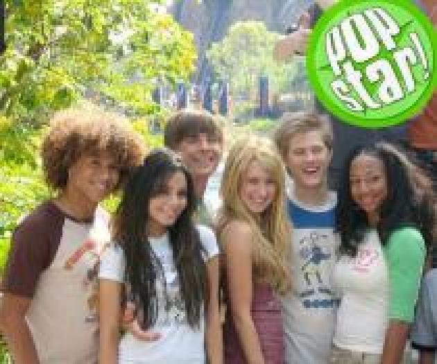 KBICKJACHEEFCXRVBFP - mania hsm si vanessa