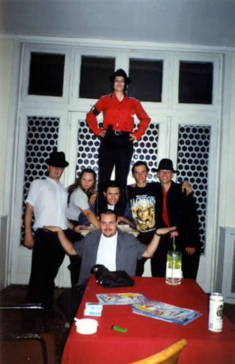 party_01_m