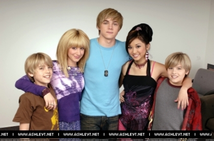 normal_11~7 - The suite life of Zack and Cody