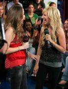 KXAJIHUWJQAWNTPWLWT - ashley tisdale si miley