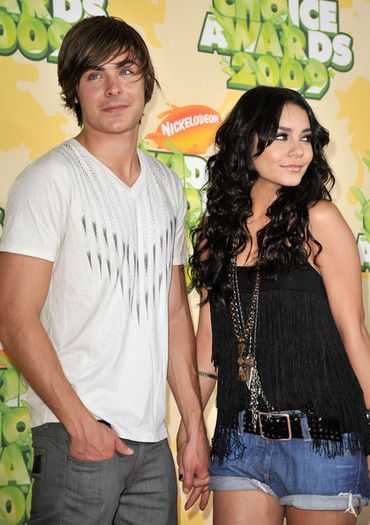 Nickelodeon+22nd+Annual+Kids+Choice+Awards+PgHCW7nIV0rl