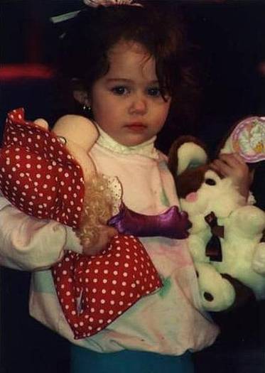 HWUIZAAPLPMCJEYDRXZ - Album Pentru MileyMary