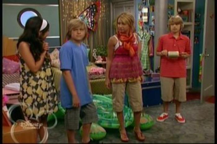 normal_236 - ashley tisdale