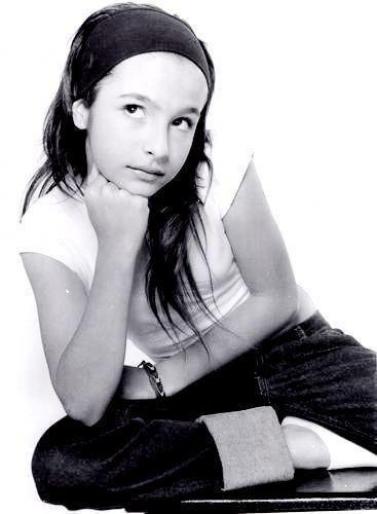 AQu8kJ439364-02 - Brenda Asnicar
