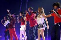 FSWUIJOGBJGMLZBYNVI - high school musical toate pozele