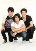 jonas brothers - Interviu Jonas Brothers