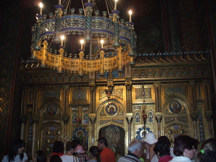 tot la manastire -interior - AMINTIRI DIN VACANTA