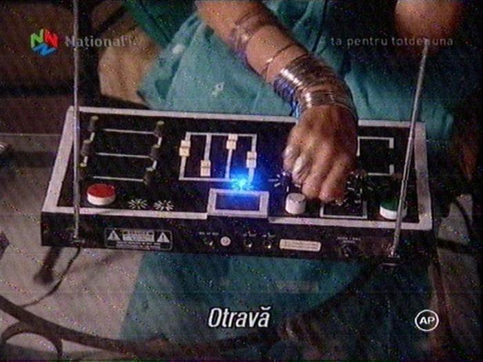 XNUNPGKFSEETACZQGYM - A TA PENTRU TOTDEAUNA-capturi