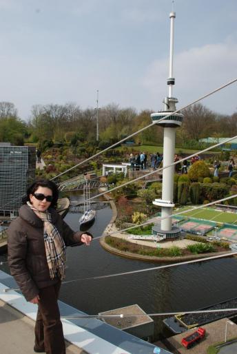  - MADURODAM
