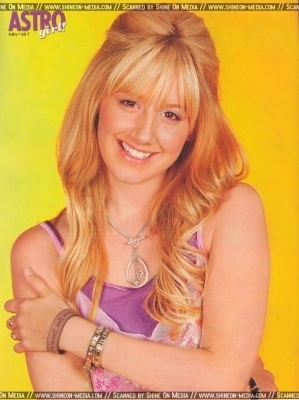 ashley-tisdale-ashley-tisdale-9950351-299-400 - Ashley Tisdale