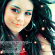 24 - PoZe VaNeSsA HuDgEnS