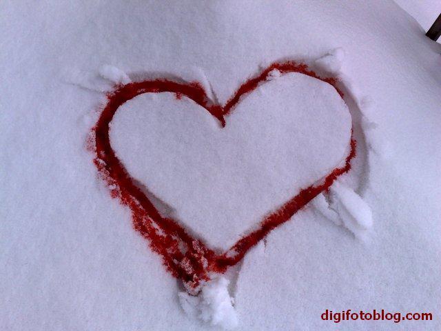 heart_on_snow - Hearts