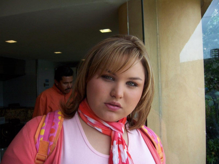 Estefania Villareal-Celina - Rebelde