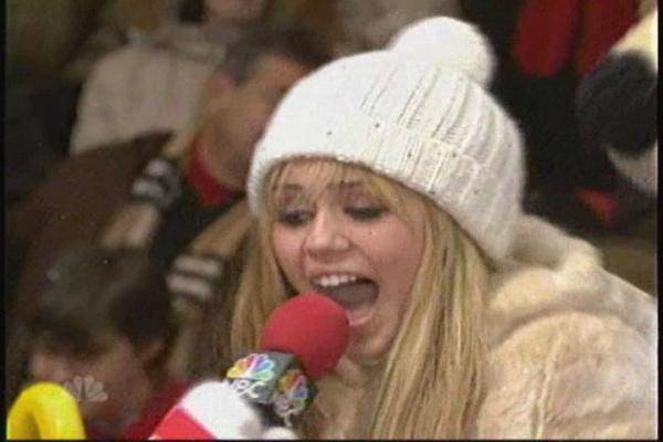 miely concerte craciun3 - aici sunt doar poze cu miley cyrus-hannah montana