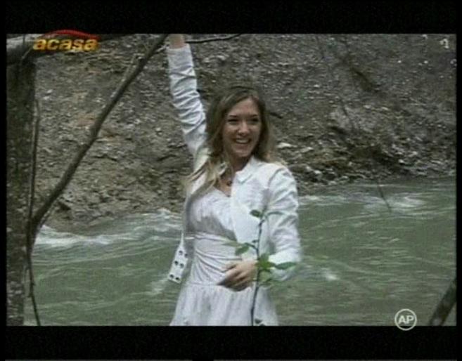 ai183403n581372 - actori