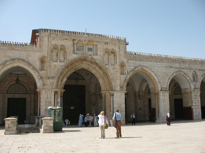 Masjid Al Aqsa in Jerusalem - Palastine (entrance) - Islamic Architecture Around the World