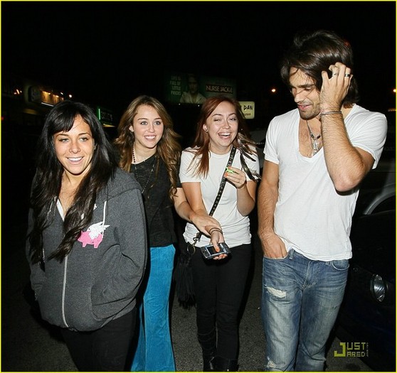 10426692 - MIley cele mia rare poze care exista