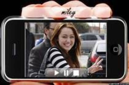 RLYUHXGVIJYPNIYZZIU - Cele mai frumoase poze cu Miley Cyrus