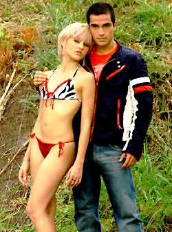 pavicoa7052705bs6 - cupluri REBELDE