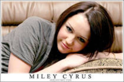 UQTCQLXJCYUBGOFZRUU - Miley frumoasa