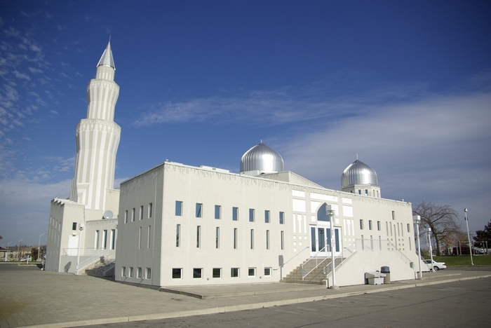 Bai'tul Islam Mosque in Canada